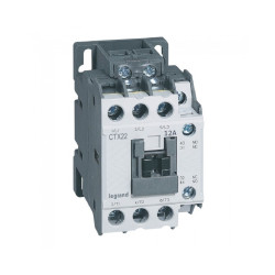 ТРИПОЛЮСЕН КОНТАКТОР CТX3 3Р 12А 1NO NC 230V AC LEGRAND